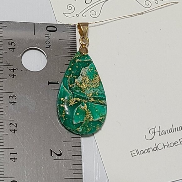 Handcrafted Large Chunky Emerald Green Gold Teardrop Gemstone Inspired Pendant - Picture 4 of 7